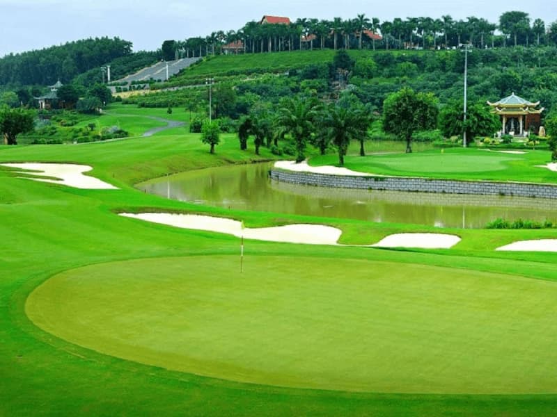 Một số khu vui chơi, khu du lịch nổi bật phía Tây